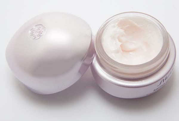 moisturizing-cream